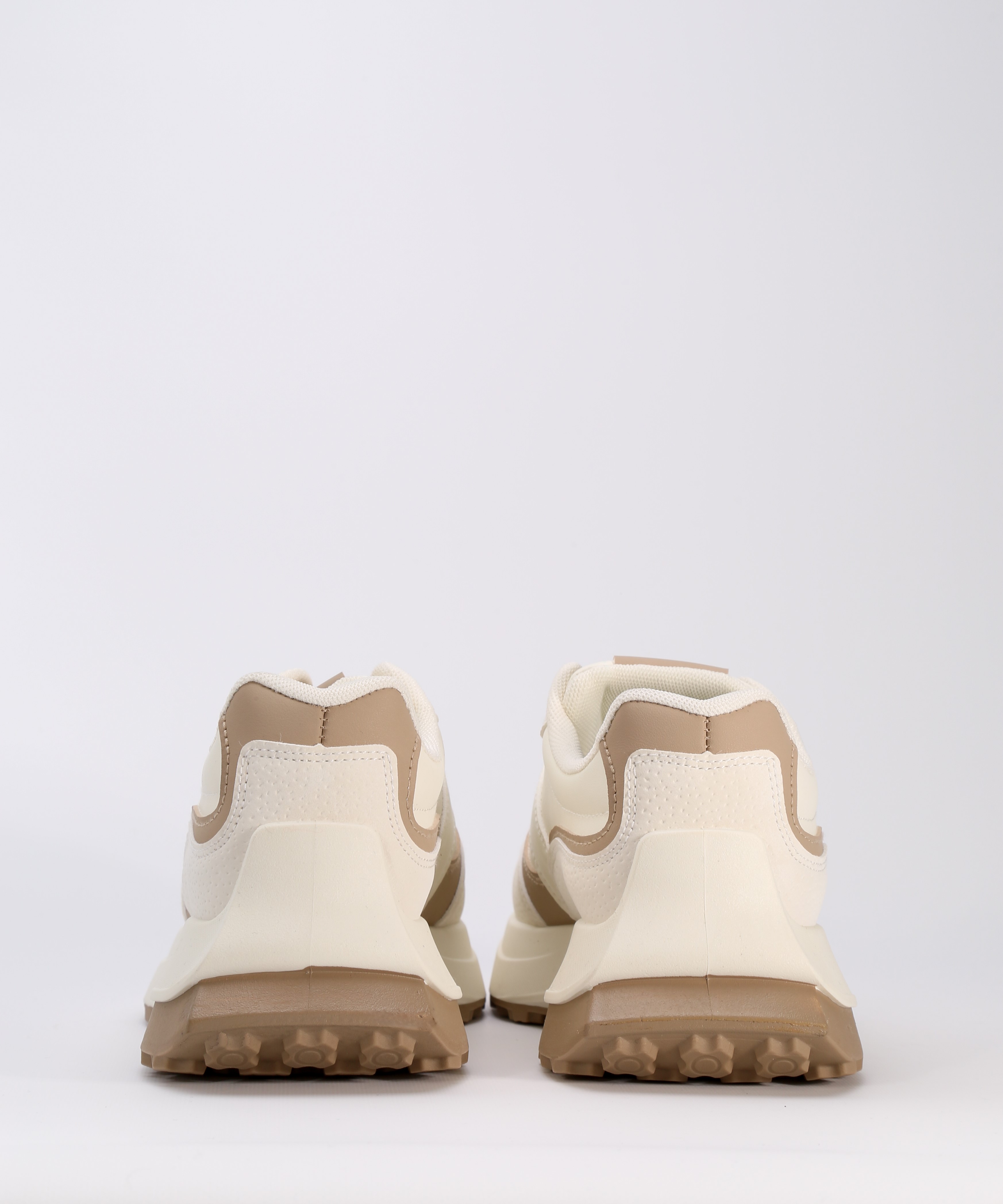 Sabrinas desportivas image number null